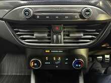Ford Focus 1.5 EcoBlue ST-Line Hatchback 5dr Diesel Manual Euro 6 (s/s) (120 ps) 