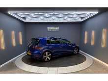 Volkswagen Golf TSI BlueMotion Tech R 