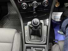 Volkswagen Golf TSI BlueMotion Tech R 