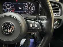 Volkswagen Golf TSI BlueMotion Tech R 