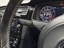 Volkswagen Golf TSI BlueMotion Tech R 
