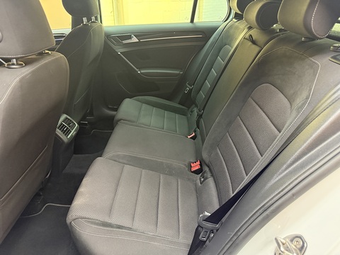 2.0 TSI R Hatchback 5dr Petrol DSG 4Motion Euro 6 (s/s) (300 ps)