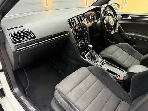 2.0 TSI R Hatchback 5dr Petrol DSG 4Motion Euro 6 (s/s) (300 ps)