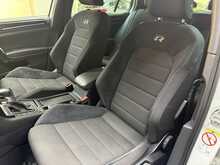 Volkswagen Golf 2.0 TSI R Hatchback 5dr Petrol DSG 4Motion Euro 6 (s/s) (300 ps) 