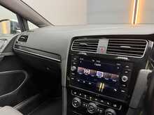 Volkswagen Golf 2.0 TSI R Hatchback 5dr Petrol DSG 4Motion Euro 6 (s/s) (300 ps) 