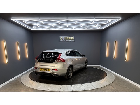 1.6 D2 R-Design Nav Hatchback 5dr Diesel Manual Euro 5 (s/s) (115 ps)