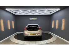 Volvo V40 1.6 D2 R-Design Nav Hatchback 5dr Diesel Manual Euro 5 (s/s) (115 ps) 