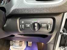 Volvo V40 1.6 D2 R-Design Nav Hatchback 5dr Diesel Manual Euro 5 (s/s) (115 ps) 
