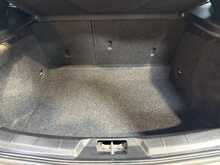 Volvo V40 1.6 D2 R-Design Nav Hatchback 5dr Diesel Manual Euro 5 (s/s) (115 ps) 