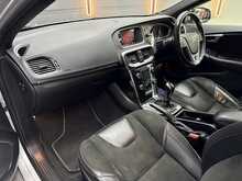 Volvo V40 1.6 D2 R-Design Nav Hatchback 5dr Diesel Manual Euro 5 (s/s) (115 ps) 