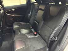 Volvo V40 1.6 D2 R-Design Nav Hatchback 5dr Diesel Manual Euro 5 (s/s) (115 ps) 