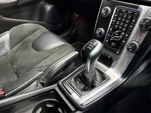 Volvo V40 1.6 D2 R-Design Nav Hatchback 5dr Diesel Manual Euro 5 (s/s) (115 ps) 