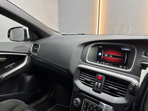 1.6 D2 R-Design Nav Hatchback 5dr Diesel Manual Euro 5 (s/s) (115 ps)