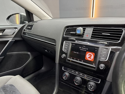 1.6 TDI BlueMotion Tech GT Edition Hatchback 5dr Diesel Manual Euro 6 (s/s) (110 ps)