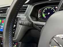 Volkswagen Tiguan TSI R 