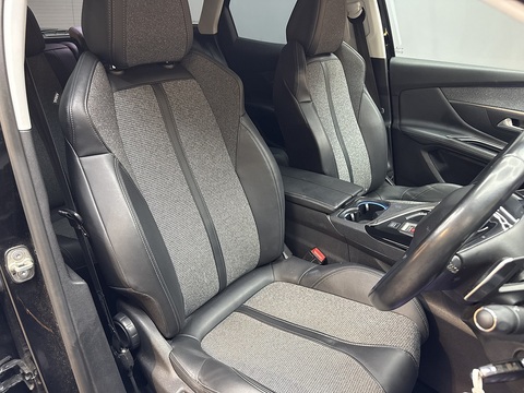 1.5 BlueHDi Allure SUV 5dr Diesel EAT Euro 6 (s/s) (130 ps)
