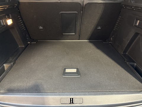 1.5 BlueHDi Allure SUV 5dr Diesel EAT Euro 6 (s/s) (130 ps)