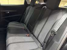 Peugeot 3008 BlueHDi Allure 