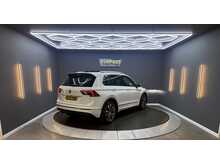 Volkswagen Tiguan 2.0 TDI R-Line Tech SUV 5dr Diesel DSG Euro 6 (s/s) (150 ps) 