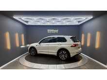 Volkswagen Tiguan 2.0 TDI R-Line Tech SUV 5dr Diesel DSG Euro 6 (s/s) (150 ps) 