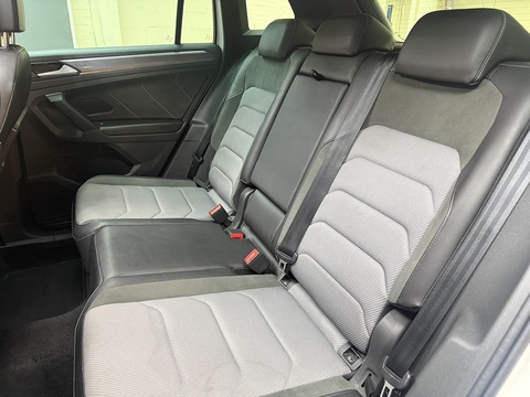 2.0 TDI R-Line Tech SUV 5dr Diesel DSG Euro 6 (s/s) (150 ps)