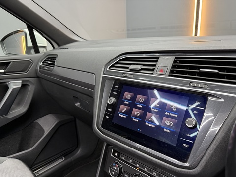 2.0 TDI R-Line Tech SUV 5dr Diesel DSG Euro 6 (s/s) (150 ps)