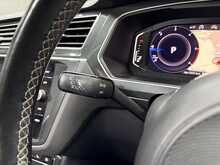 Volkswagen Tiguan 2.0 TDI R-Line Tech SUV 5dr Diesel DSG Euro 6 (s/s) (150 ps) 