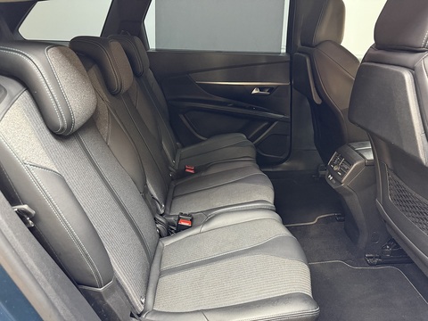 1.5 BlueHDi Allure Premium SUV 5dr Diesel EAT Euro 6 (s/s) (130 ps)