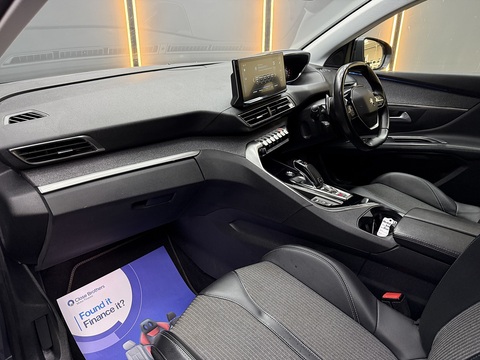 1.5 BlueHDi Allure Premium SUV 5dr Diesel EAT Euro 6 (s/s) (130 ps)