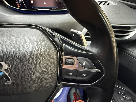 1.5 BlueHDi Allure Premium SUV 5dr Diesel EAT Euro 6 (s/s) (130 ps)