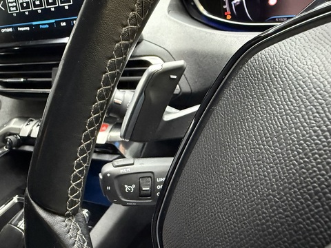 1.5 BlueHDi Allure Premium SUV 5dr Diesel EAT Euro 6 (s/s) (130 ps)
