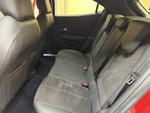 1.2 Turbo Ultimate SUV 5dr Petrol Manual Euro 6 (s/s) (136 ps)