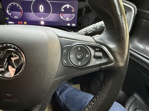 1.2 Turbo Ultimate SUV 5dr Petrol Manual Euro 6 (s/s) (136 ps)