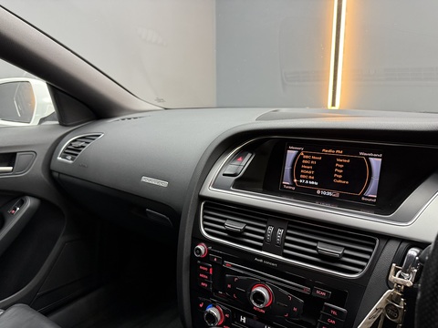 3.0 TDI V6 S line Sportback 5dr Diesel S Tronic quattro Euro 5 (s/s) (245 ps)