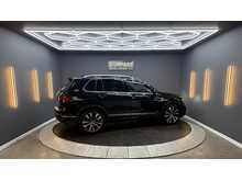 Volkswagen Tiguan 2.0 TDI R-Line Tech SUV 5dr Diesel Manual Euro 6 (s/s) (150 ps) 