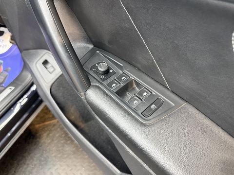 2.0 TDI R-Line Tech SUV 5dr Diesel Manual Euro 6 (s/s) (150 ps)