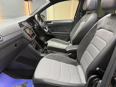 2.0 TDI R-Line Tech SUV 5dr Diesel Manual Euro 6 (s/s) (150 ps)