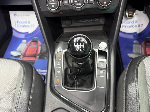2.0 TDI R-Line Tech SUV 5dr Diesel Manual Euro 6 (s/s) (150 ps)