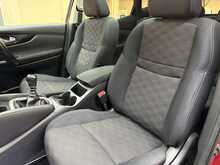 Nissan Qashqai 1.5 dCi n-tec+ SUV 5dr Diesel Manual 2WD Euro 5 (s/s) (110 ps) 