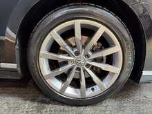 Volkswagen Passat 2.0 TDI R-Line Estate 5dr Diesel DSG Euro 6 (s/s) (150 ps) 