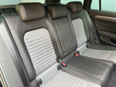 2.0 TDI R-Line Estate 5dr Diesel DSG Euro 6 (s/s) (150 ps)
