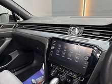 Volkswagen Passat 2.0 TDI R-Line Estate 5dr Diesel DSG Euro 6 (s/s) (150 ps) 