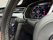 Volkswagen Passat 2.0 TDI R-Line Estate 5dr Diesel DSG Euro 6 (s/s) (150 ps) 
