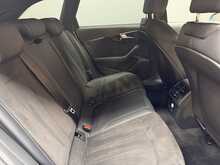Audi A4 Avant 2.0 TFSI 40 Black Edition Estate 5dr Petrol S Tronic Euro 6 (s/s) (190 ps) 