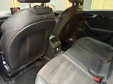 Audi A4 Avant 2.0 TFSI 40 Black Edition Estate 5dr Petrol S Tronic Euro 6 (s/s) (190 ps) 