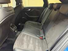 Audi A4 Avant 2.0 TFSI 40 Black Edition Estate 5dr Petrol S Tronic Euro 6 (s/s) (190 ps) 
