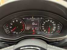 Audi A4 Avant 2.0 TFSI 40 Black Edition Estate 5dr Petrol S Tronic Euro 6 (s/s) (190 ps) 