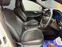 Ford Kuga 2.5 EcoBoost Duratec 14.4kWh ST-Line SUV 5dr Petrol Plug-in Hybrid CVT Euro 6 (s/s) (225 ps) 