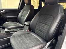 Ford Kuga 2.5 EcoBoost Duratec 14.4kWh ST-Line SUV 5dr Petrol Plug-in Hybrid CVT Euro 6 (s/s) (225 ps) 
