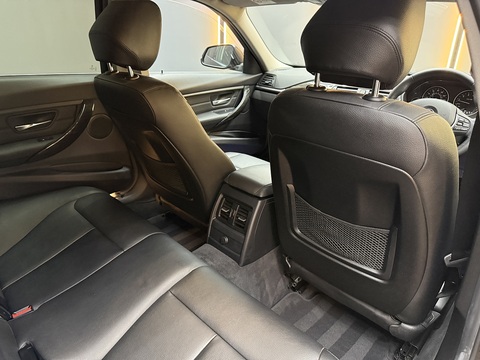 2.0 320i Luxury Touring 5dr Petrol Manual Euro 6 (s/s) (184 ps)